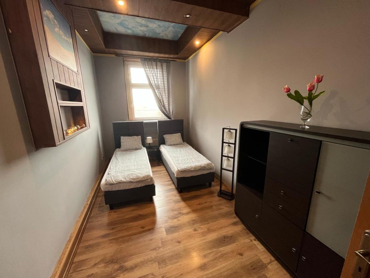 Apartament Centrum-Zwyciestwa กลีวิตเซ ภายนอก รูปภาพ
